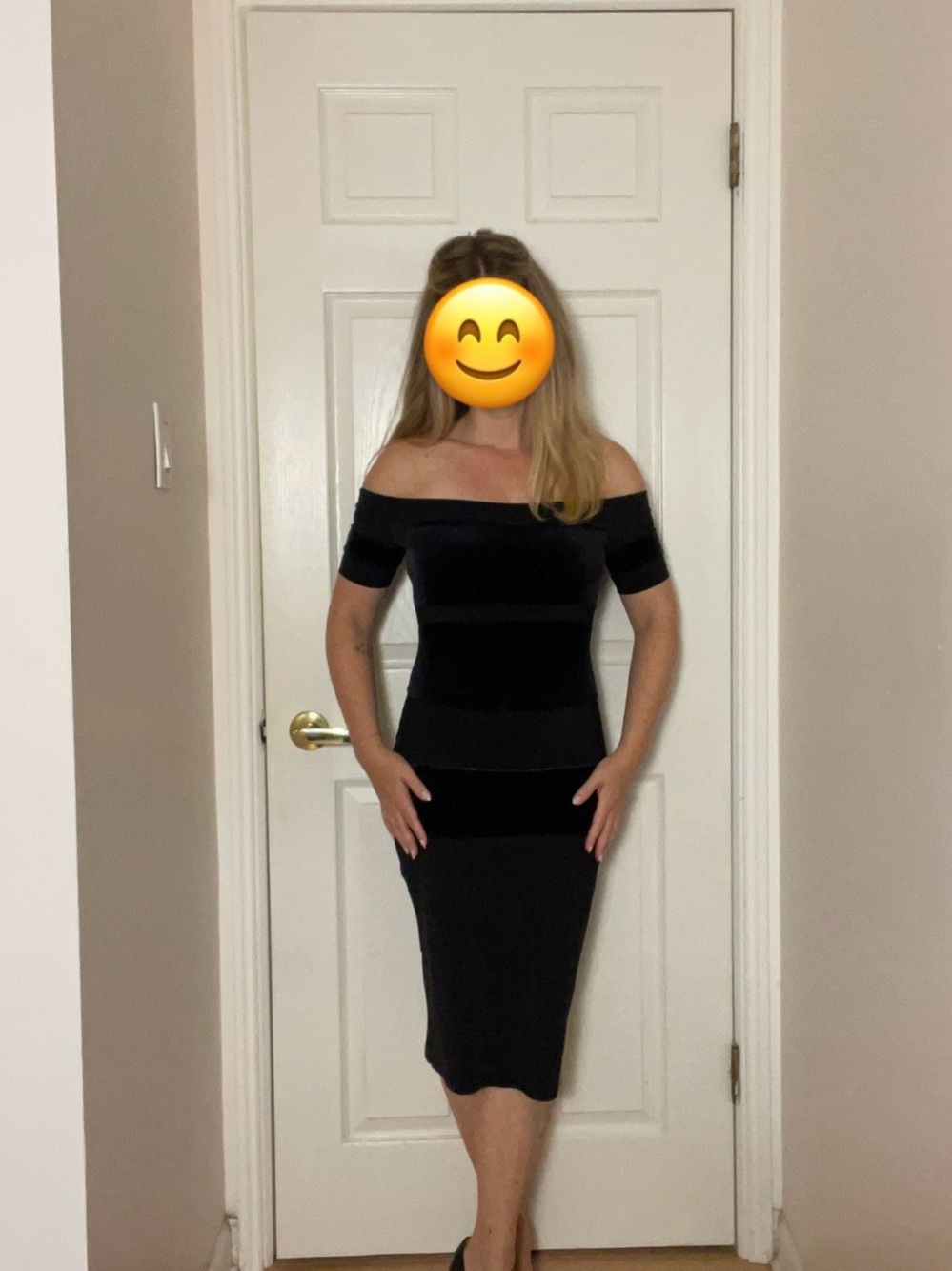 Chiara Boni La Petite Robe “Cora Velvet” Dress 🖤